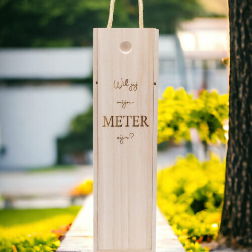 LiZ-e - Houten wijnkist met "Wil jij mijn Meter zijn?" Een origineel wijncadeau voor elke wijnliefhebber - Cadeau - Geschenk