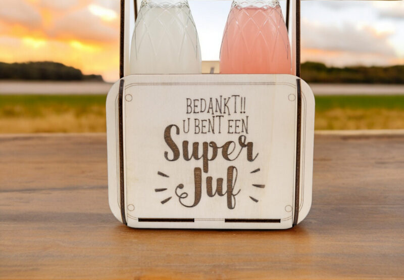 LiZ-e - Houten krat voor bier of frisdrank - Bedankt - U Bent een Super Juf - Schooljaar - Origineel - Geschenk