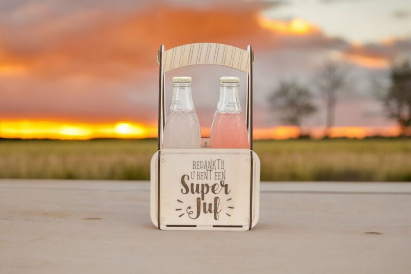 LiZ-e - Houten krat voor bier of frisdrank - Bedankt - U Bent een Super Juf - Schooljaar - Origineel - Geschenk