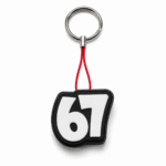 3D geprinte clicker sleutelhanger met nummer 67 in zwart en wit