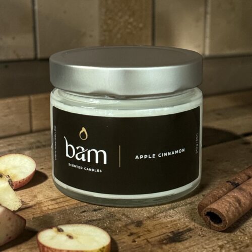 Apple Cinnamon Geurkaars - Basic Collection Medium