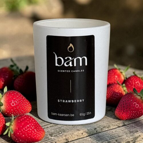 Mini Strawberry Geurkaars – Zoete Aardbei Geurkaars met Houten Wiek - White Collection Small